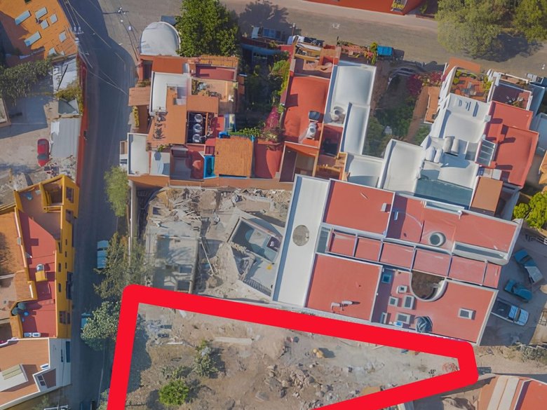 Lot for Sale in Balcones — 4 photos