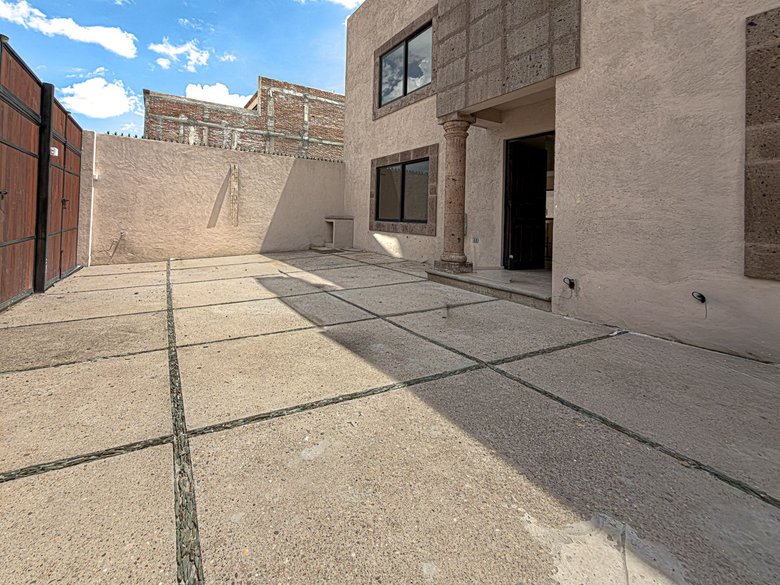 Casa Paulina — 3 photos