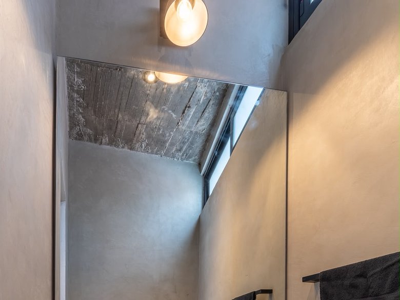 BLACK LOFT SAN ANTONIO AVAILABLE — 6 photos