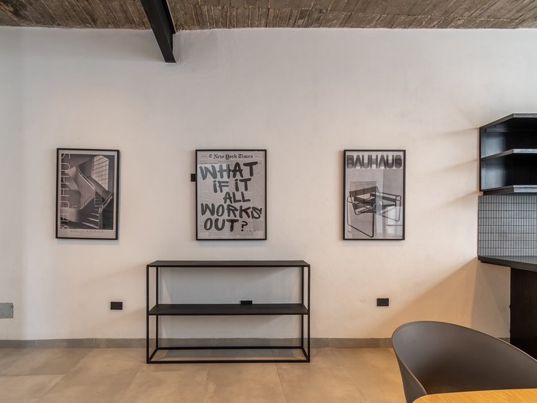 BLACK LOFT SAN ANTONIO AVAILABLE — 11 photos