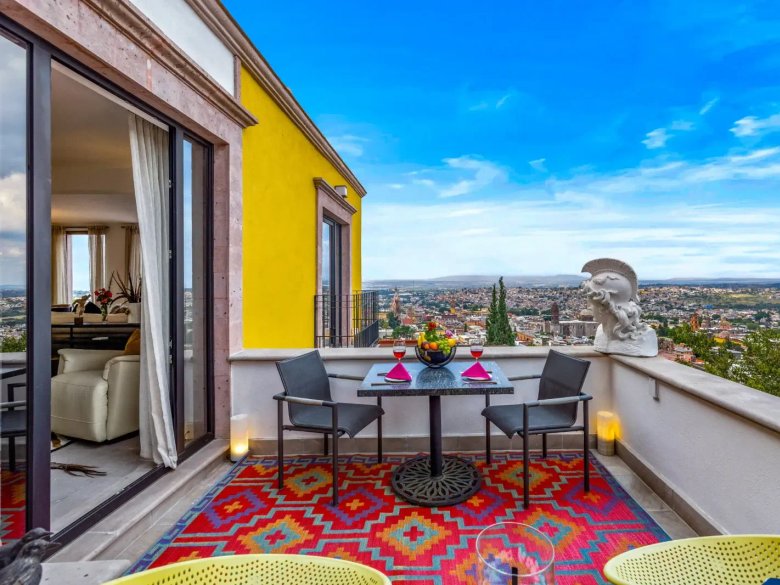 Casa Romana — 20 photos