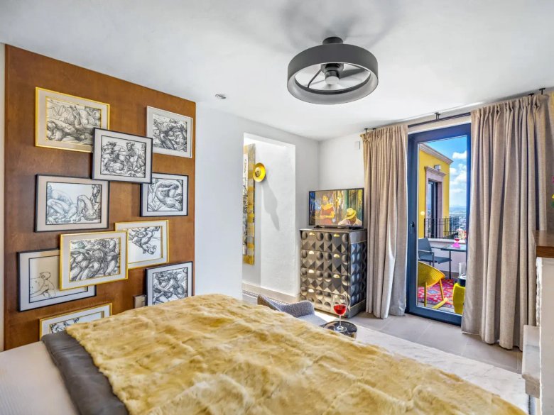 Casa Romana — 17 photos