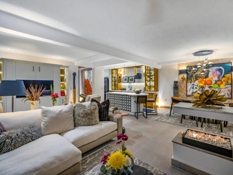 Casa Romana — 7 photos