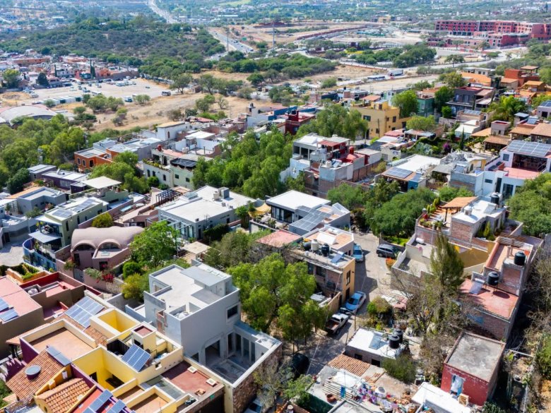 EL OBRAJE LOT — 8 fotos