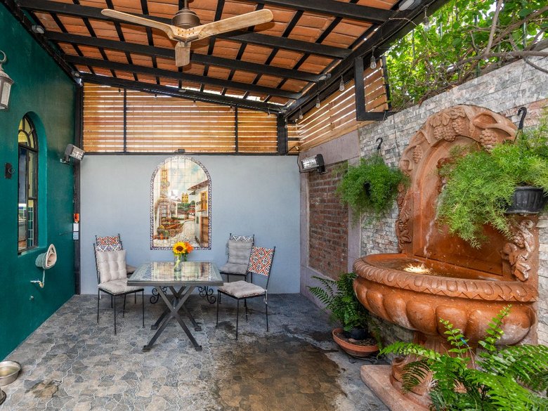 Casa de Tomas — 9 photos