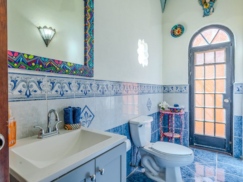 Casa Colorida — 6 photos
