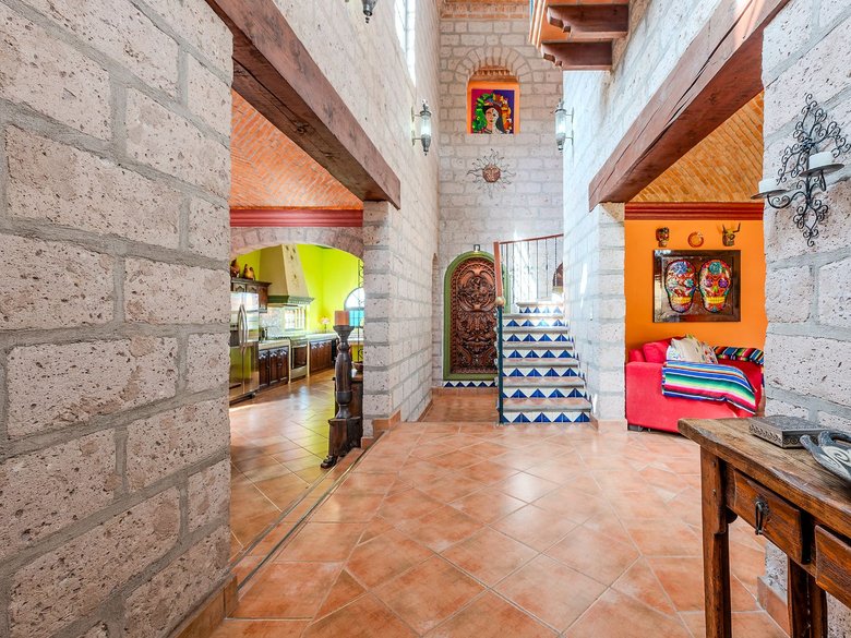Casa Colorida — 5 photos