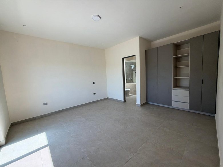 Casa Vicente Suarez — 32 photos