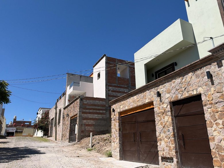 Casa Vicente Suarez — 15 photos
