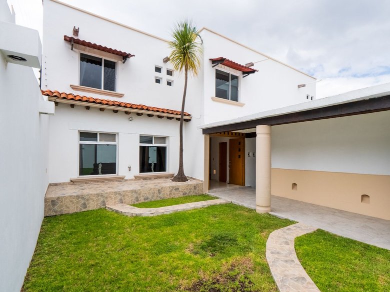 Casa del Pocito — 2 photos